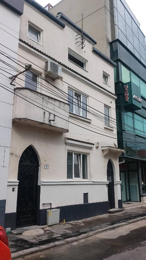 Center Walk Studios Bucureşti Exterior foto